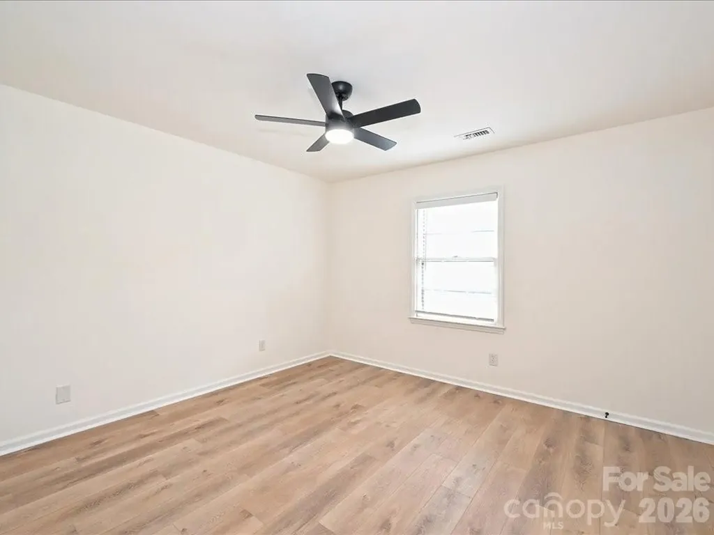 6810 Farmingdale Drive Charlotte NC 28212
