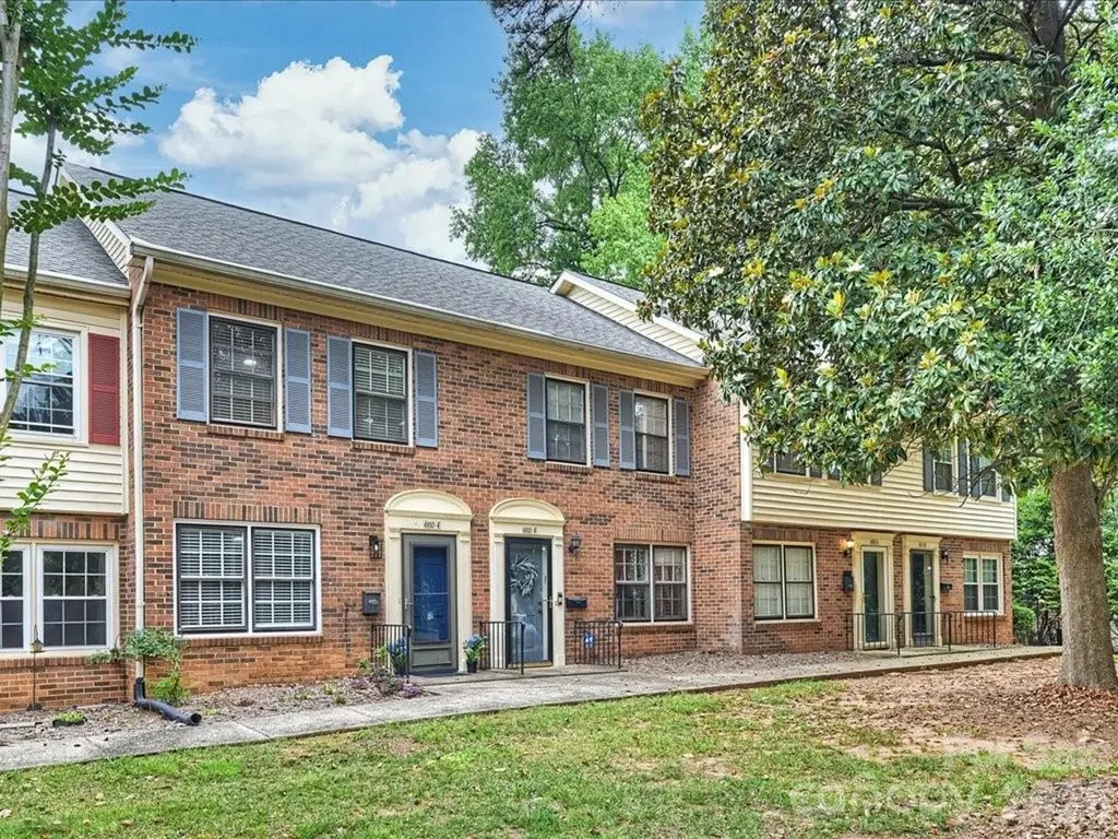 6810 Farmingdale Drive Charlotte NC 28212