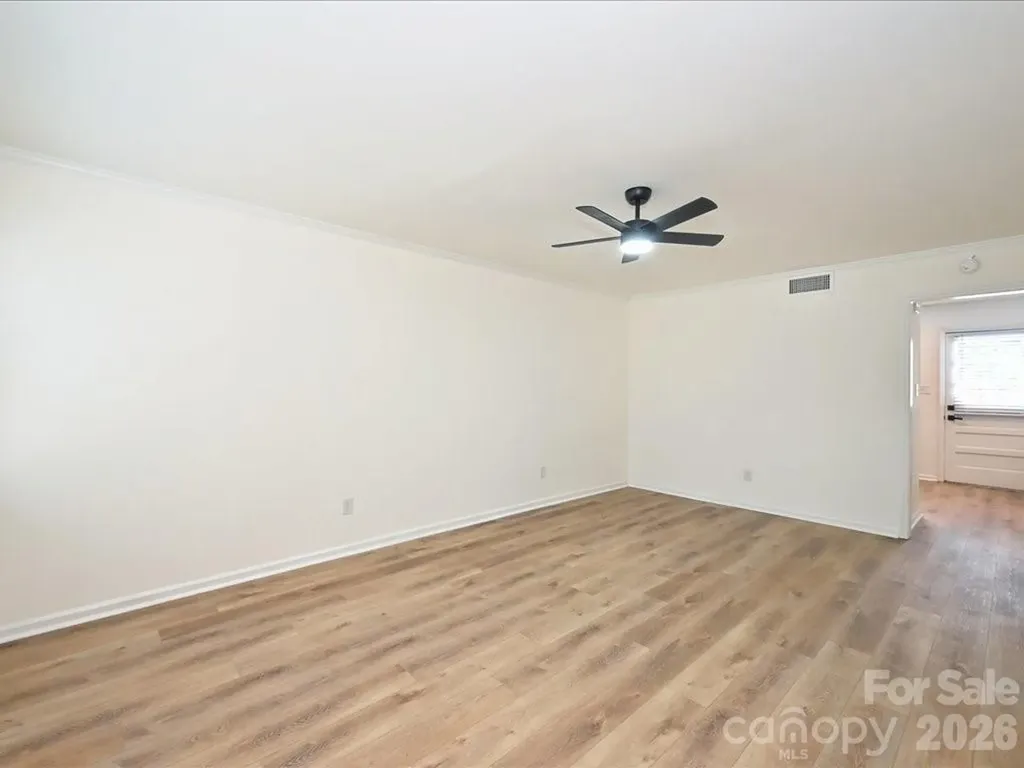 6810 Farmingdale Drive Charlotte NC 28212