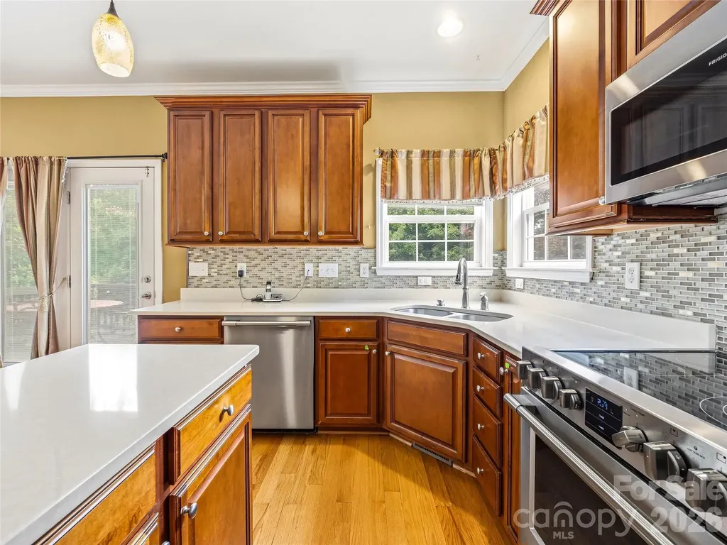 6 Dansford Lane Arden NC 28704