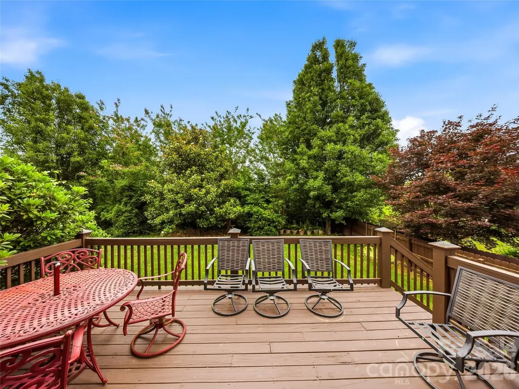 6 Dansford Lane Arden NC 28704
