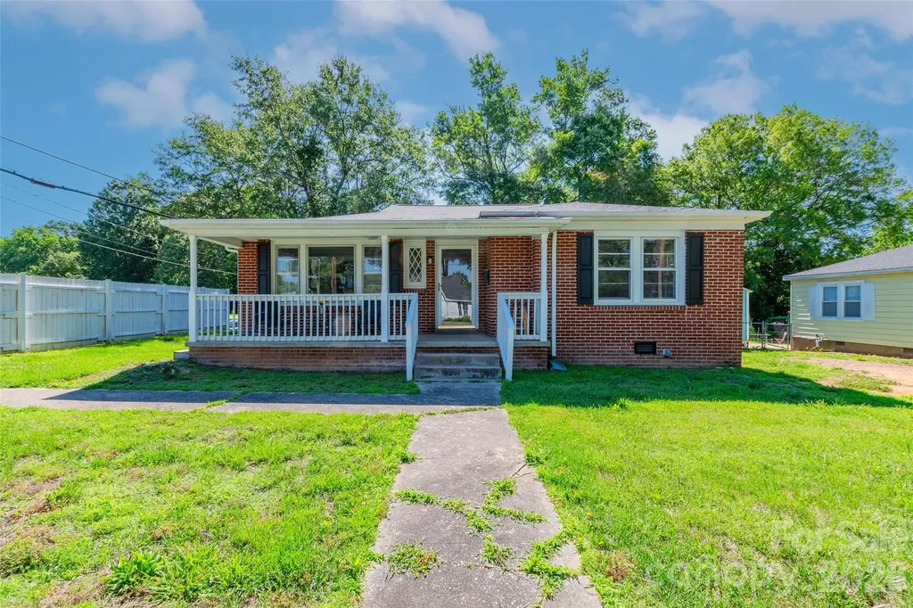 1101 Oakwood Avenue Kannapolis NC 28081