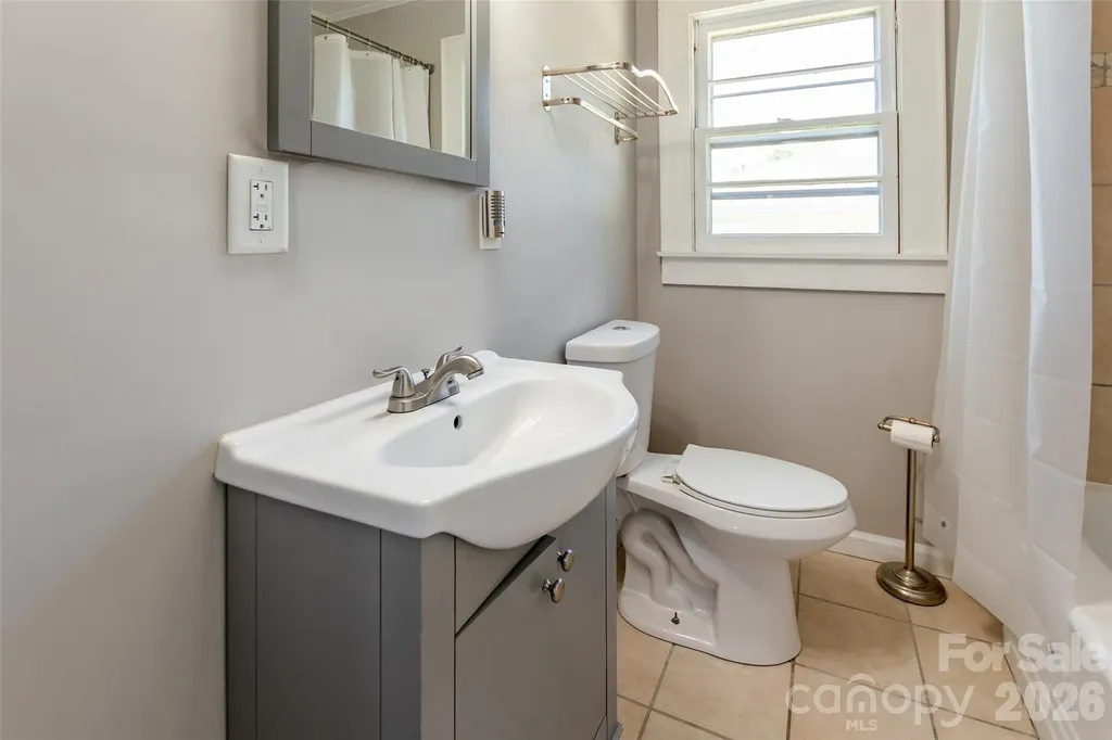 1101 Oakwood Avenue Kannapolis NC 28081