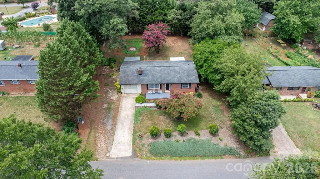 1809 31st Street NE Hickory NC 28601