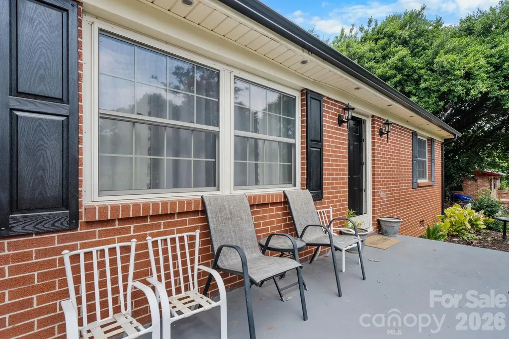 1809 31st Street NE Hickory NC 28601