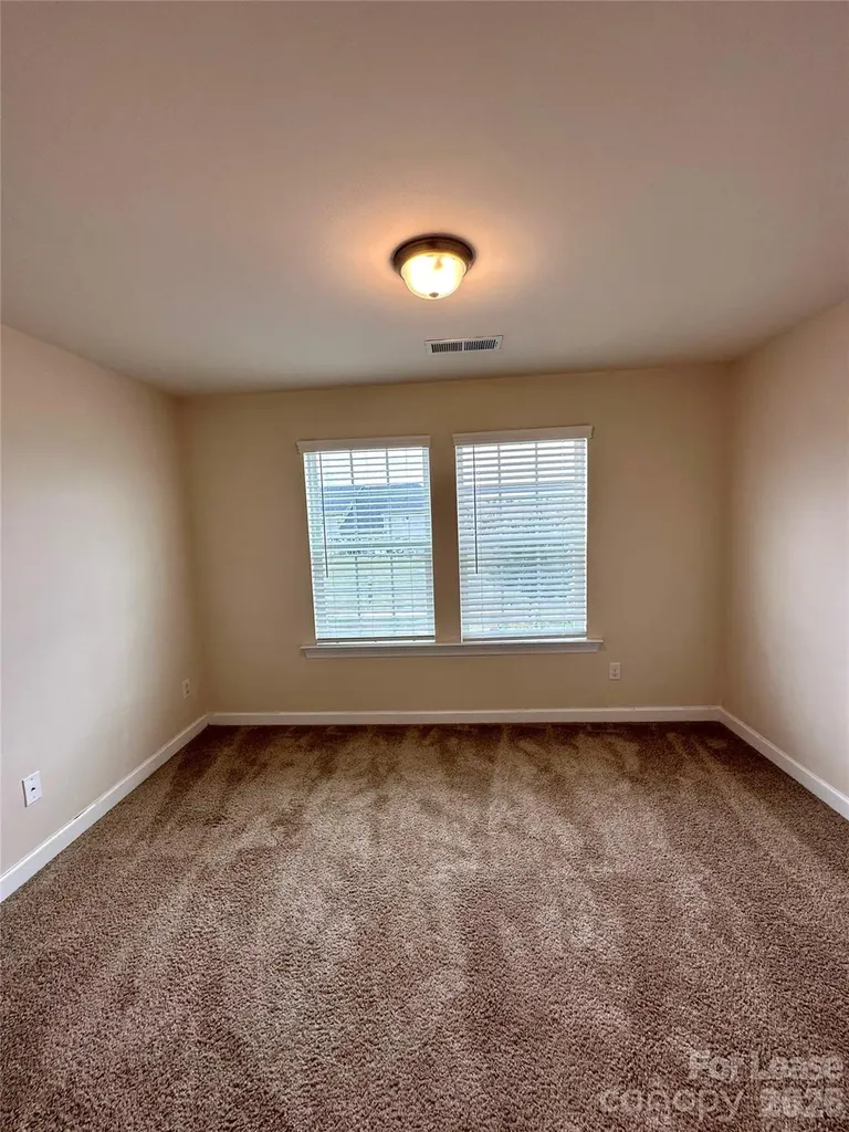 5840 Clan Maclaine Drive Charlotte NC 28278