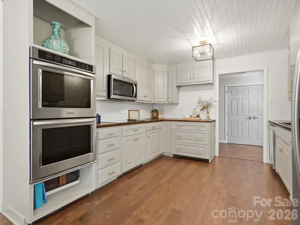 117 Club View Drive Cherryville NC 28021