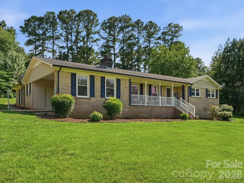 117 Club View Drive Cherryville NC 28021
