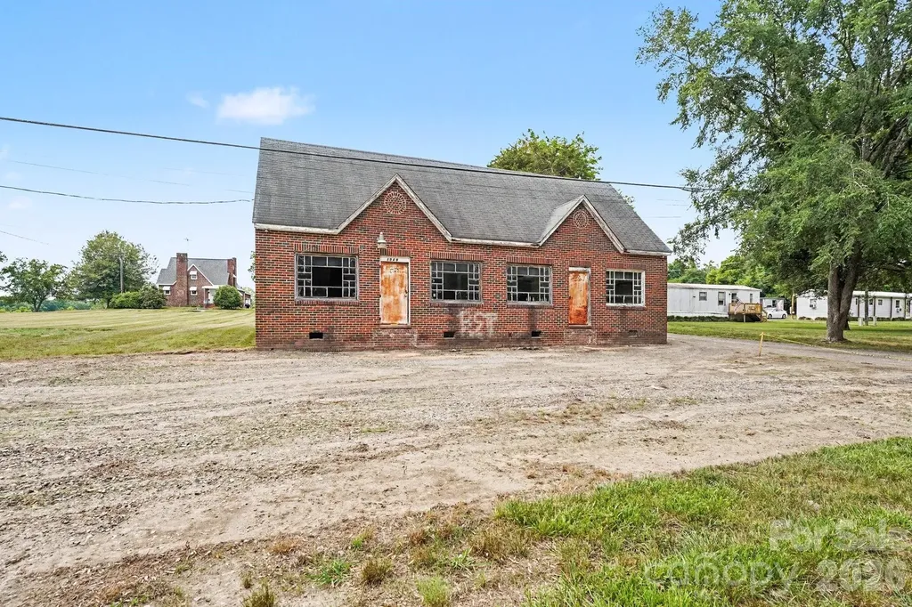 1951 Us Hwy 158 Highway Mocksville NC 27028