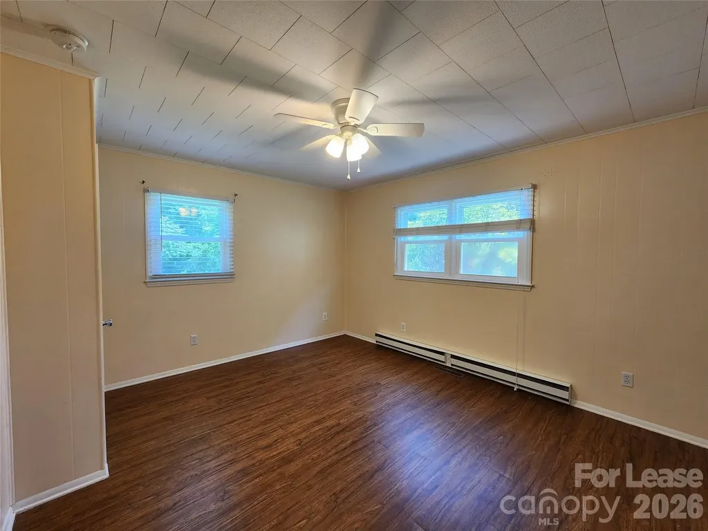 135 Oak Grove Road Statesville NC 28677