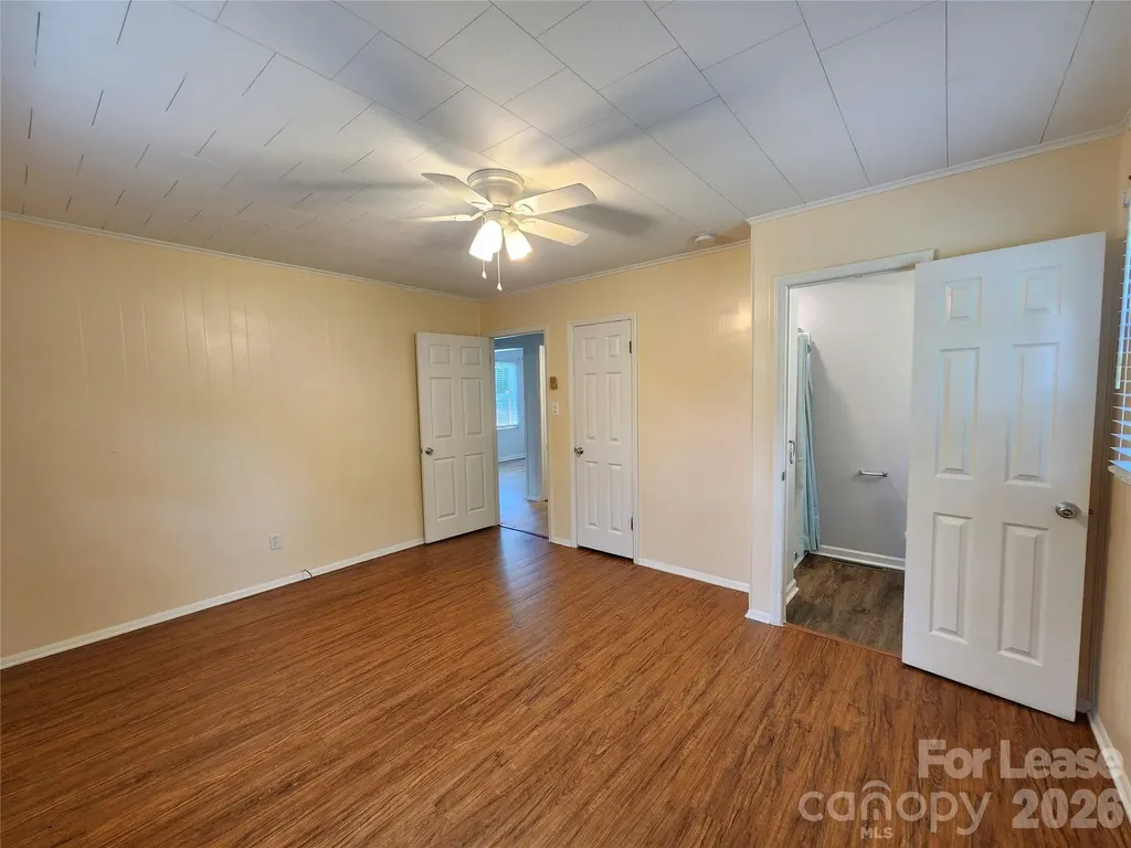 135 Oak Grove Road Statesville NC 28677