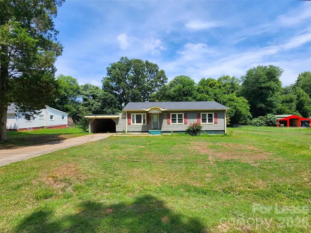 135 Oak Grove Road Statesville NC 28677