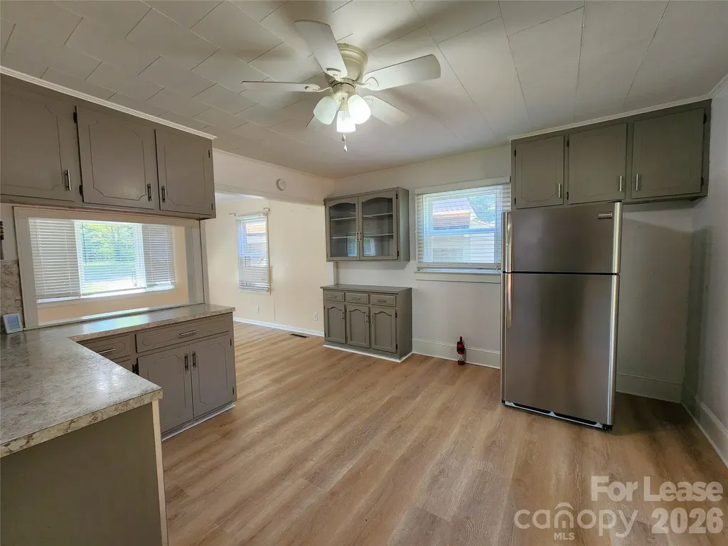 135 Oak Grove Road Statesville NC 28677
