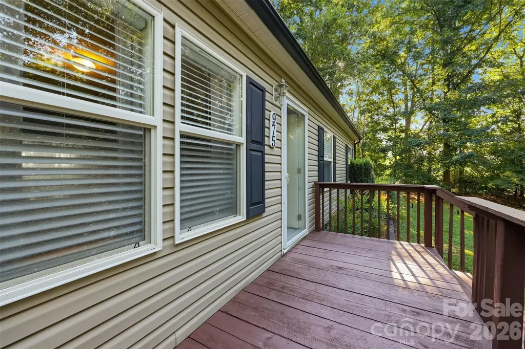 975 Jay Burke Road Taylorsville NC 28681