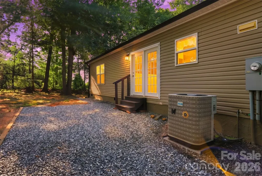 975 Jay Burke Road Taylorsville NC 28681