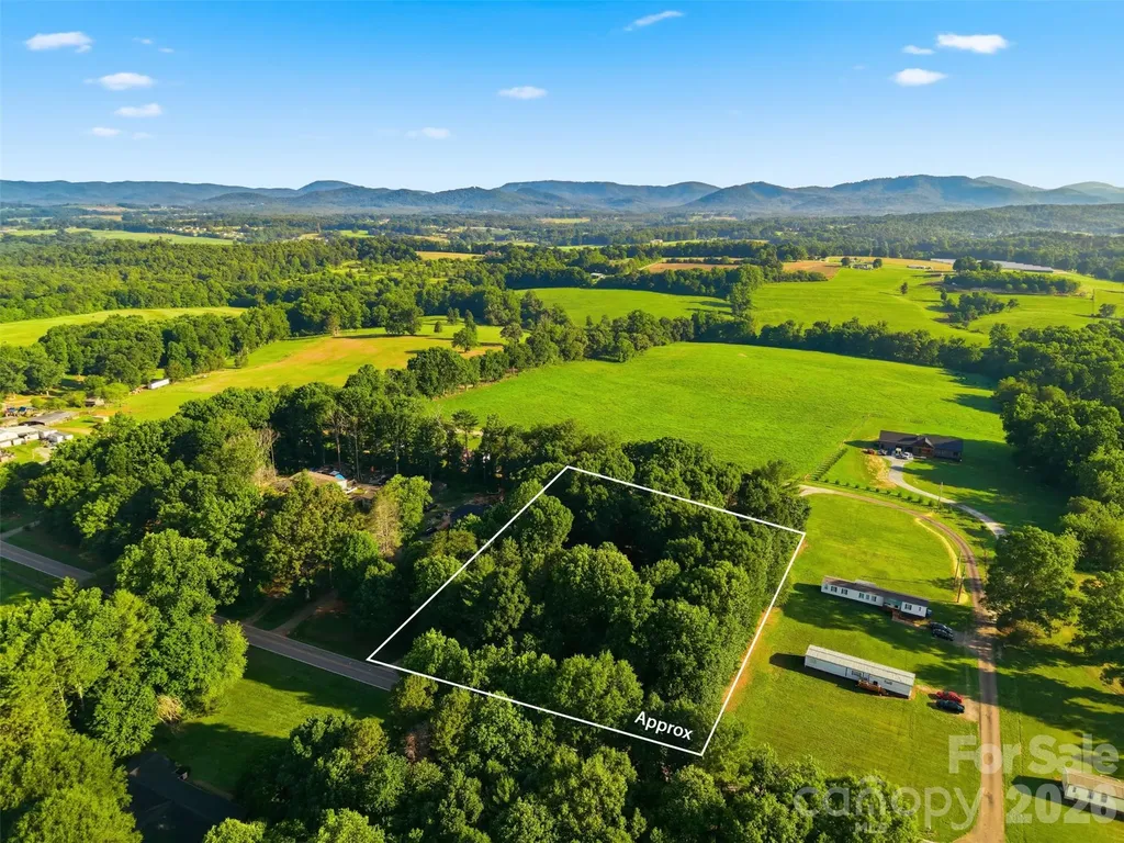 975 Jay Burke Road Taylorsville NC 28681