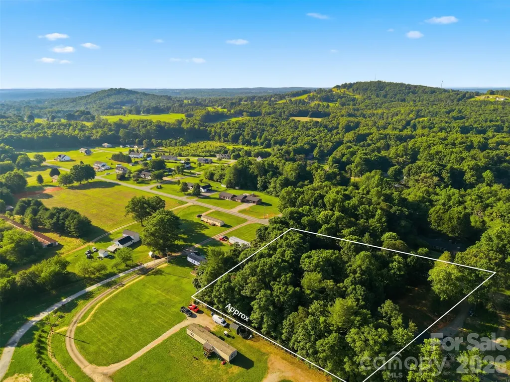 975 Jay Burke Road Taylorsville NC 28681