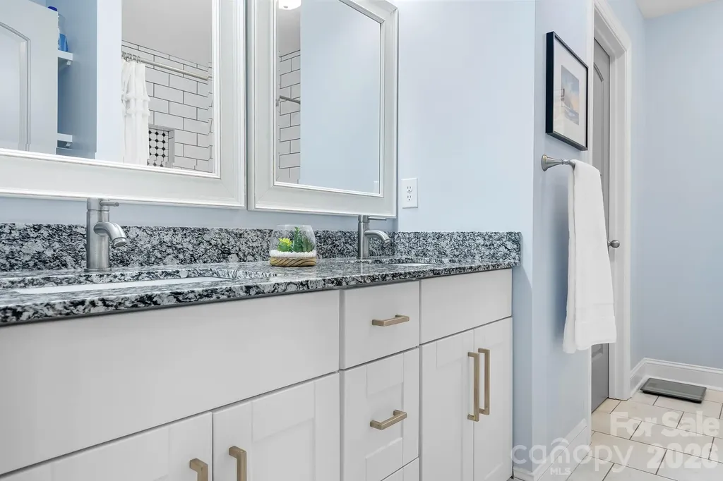 2617 Kendrick Avenue Charlotte NC 28269