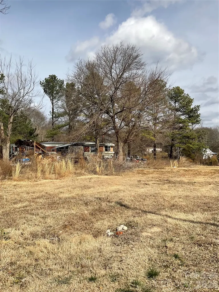 293 S Pea Ridge Road Mooresboro NC 28114