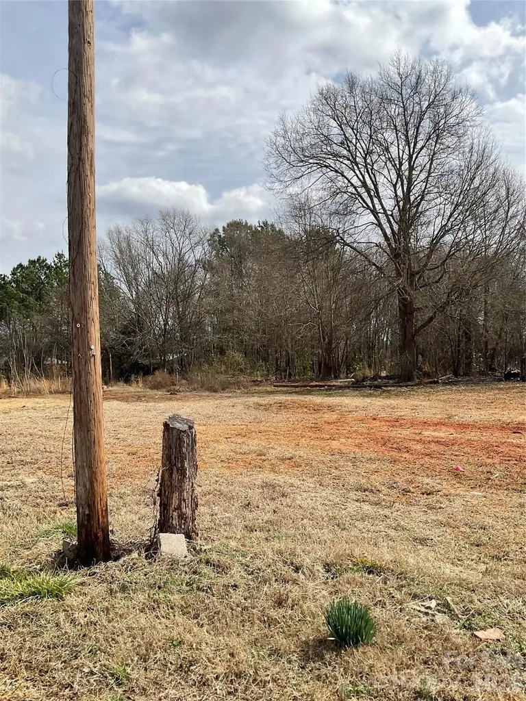 293 S Pea Ridge Road Mooresboro NC 28114