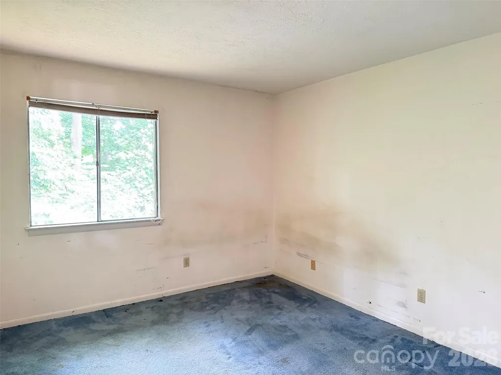 401 Orchard Trace Lane Charlotte NC 28213