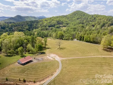 285 Mt Gilead Church Road Mills River NC 28759