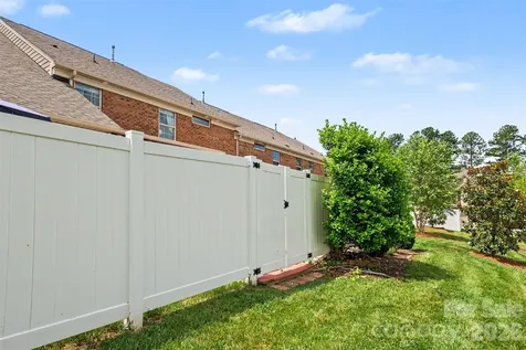 5012 Forest Hills Place Fort Mill SC 29707