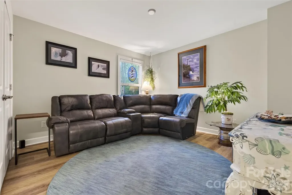 15109 Ockeechobee Court Charlotte NC 28227