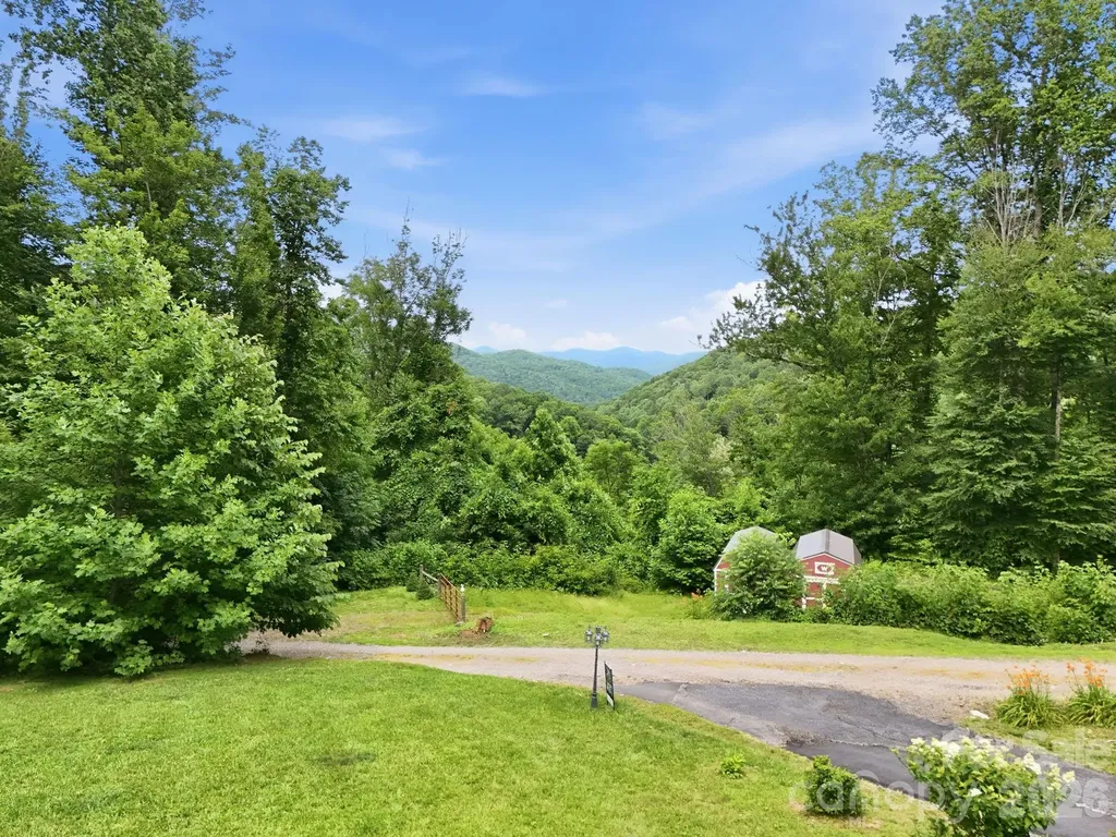 570 Rugged Top Road Waynesville NC 28785