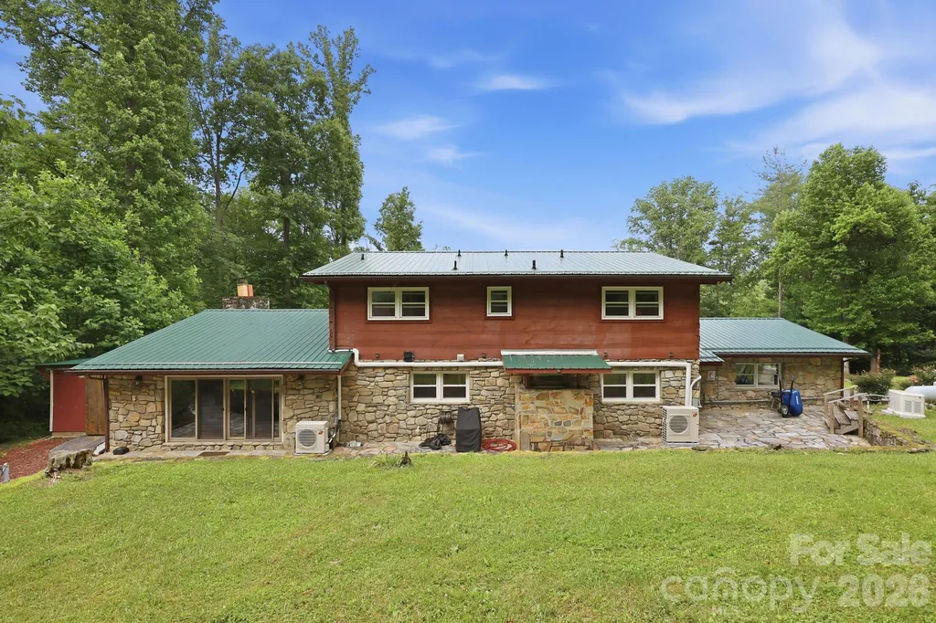 570 Rugged Top Road Waynesville NC 28785