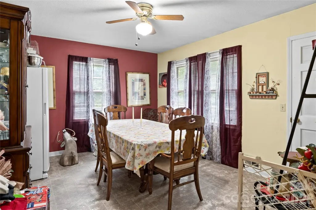 303 Alexander Drive North Wilkesboro NC 28659