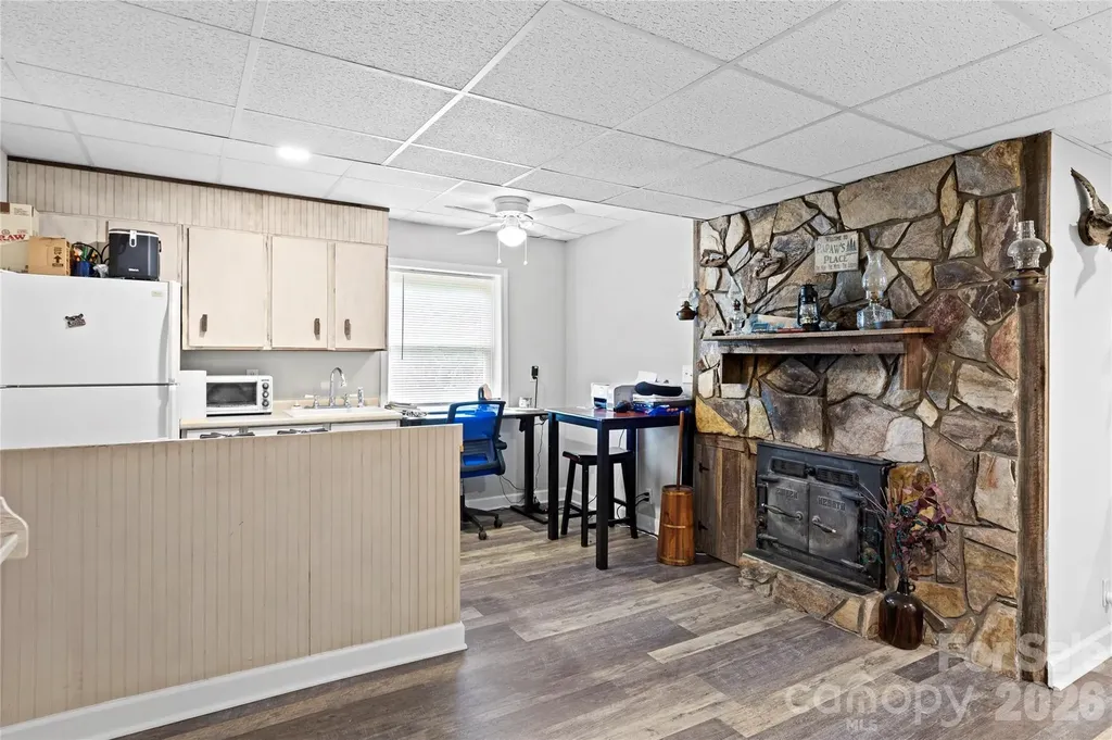 303 Alexander Drive North Wilkesboro NC 28659