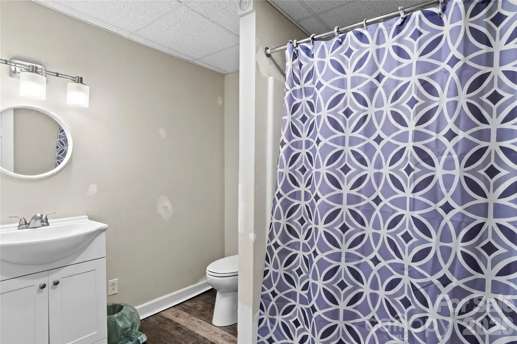 303 Alexander Drive North Wilkesboro NC 28659