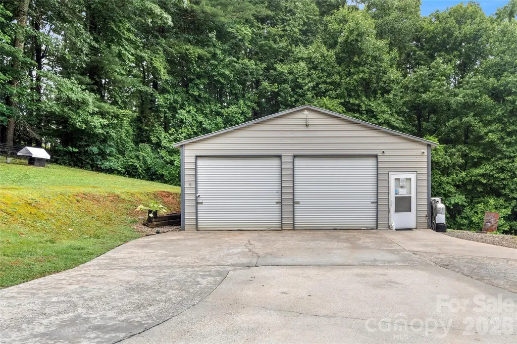 303 Alexander Drive North Wilkesboro NC 28659