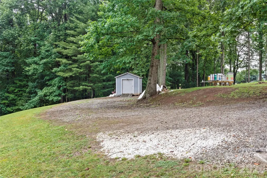 303 Alexander Drive North Wilkesboro NC 28659