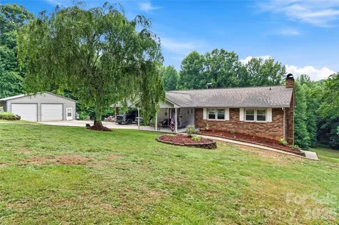 303 Alexander Drive North Wilkesboro NC 28659