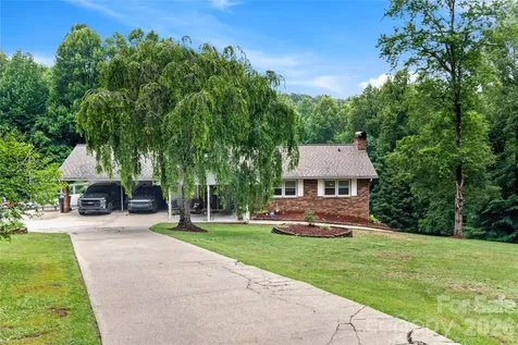 303 Alexander Drive North Wilkesboro NC 28659