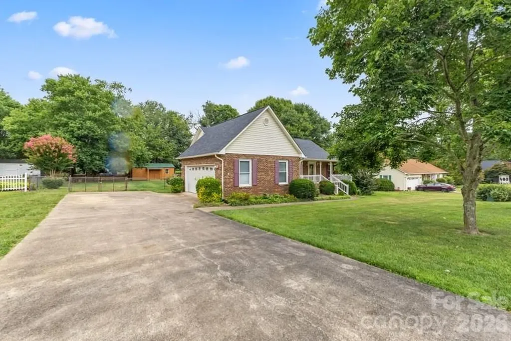 105 Spurgen Drive Kings Mountain NC 28086