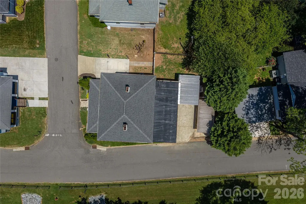 58 4th Street Cramerton NC 28032