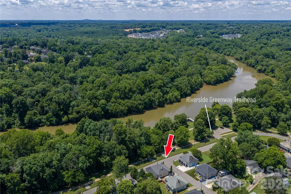 58 4th Street Cramerton NC 28032