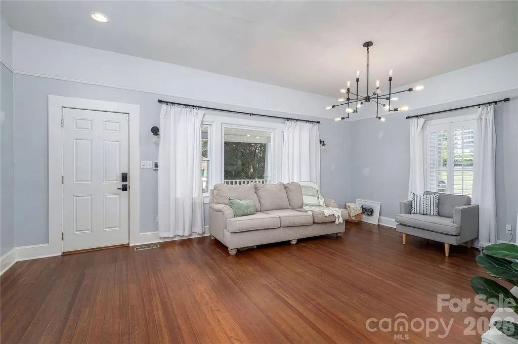 58 4th Street Cramerton NC 28032