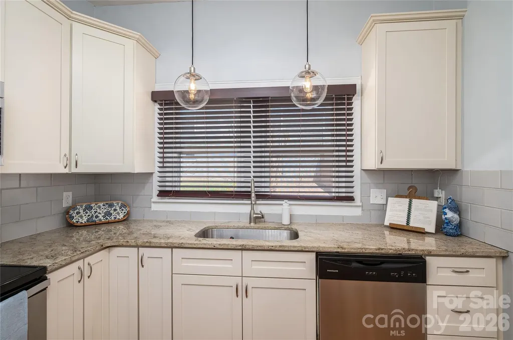 58 4th Street Cramerton NC 28032