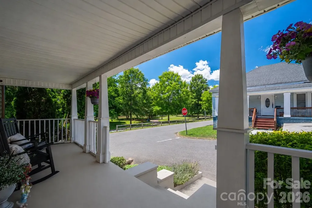 58 4th Street Cramerton NC 28032