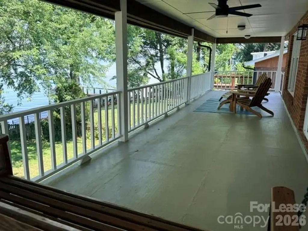 21107 Island Forest Drive Cornelius NC 28031