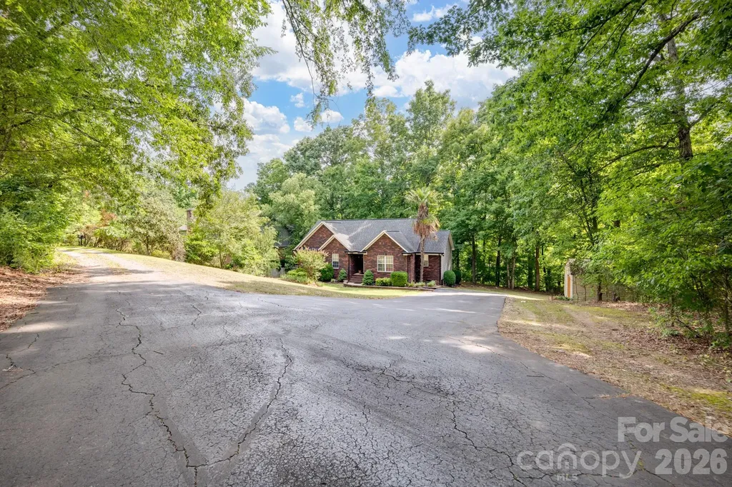 398 Knoll Court SE Concord NC 28025