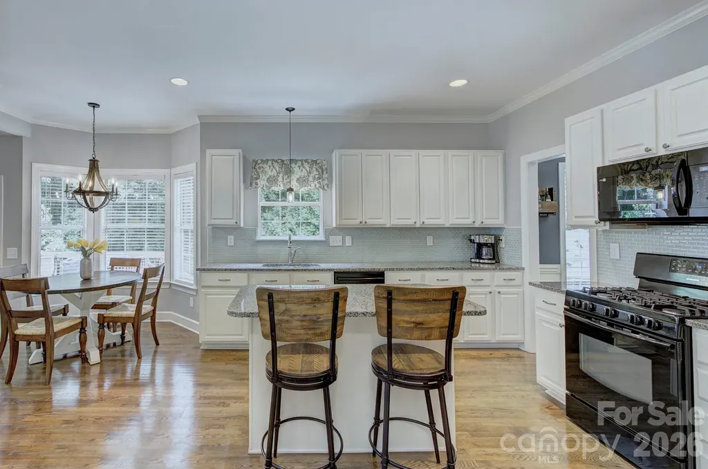 6113 Oxwynn Lane Charlotte NC 28270