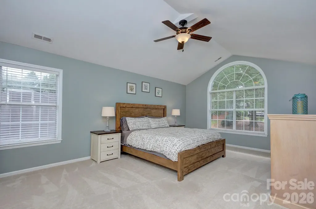 6113 Oxwynn Lane Charlotte NC 28270