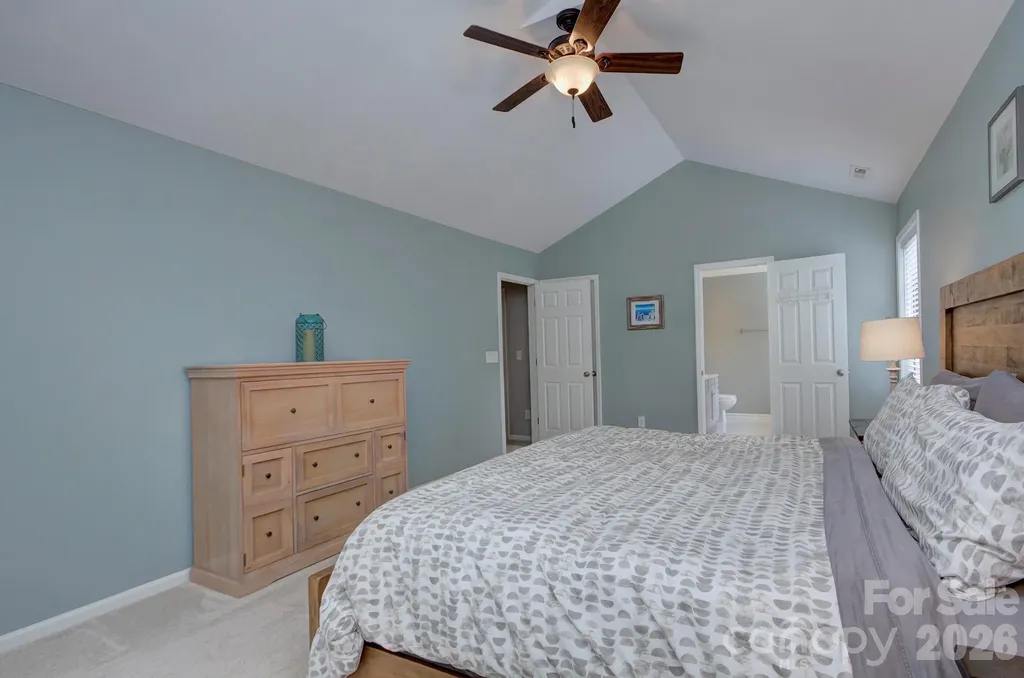 6113 Oxwynn Lane Charlotte NC 28270