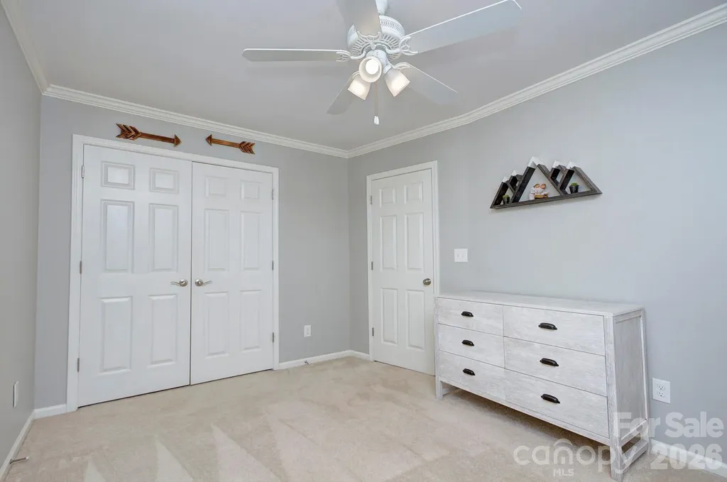 6113 Oxwynn Lane Charlotte NC 28270