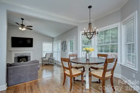 6113 Oxwynn Lane Charlotte NC 28270